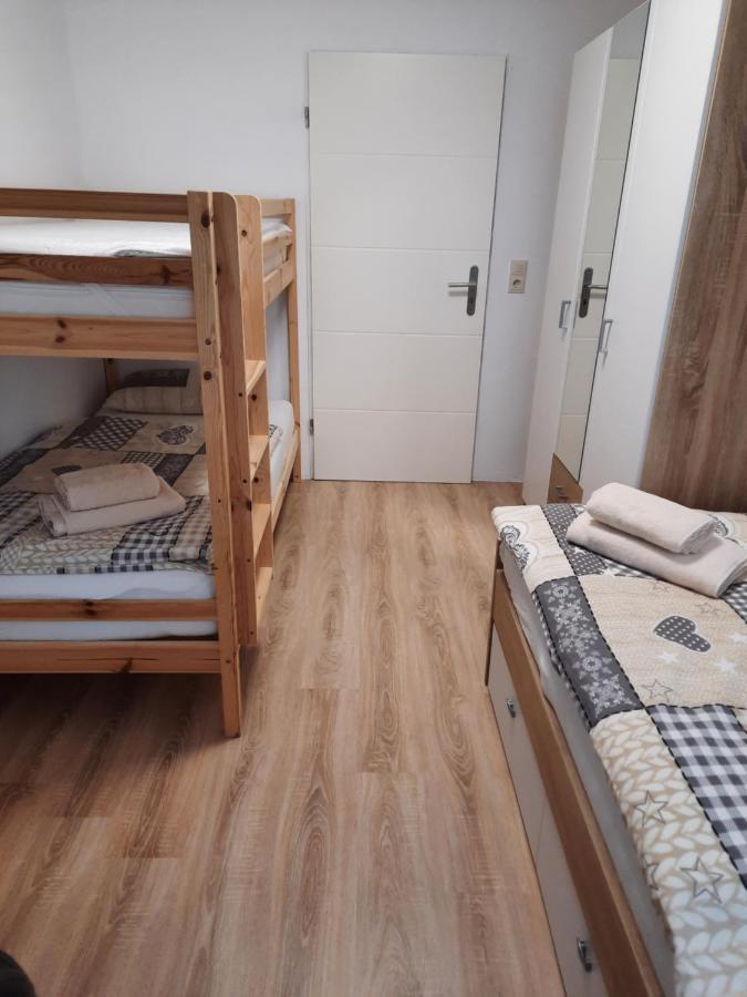 Moderne 3Zimmer Wohnung, In Koenigsbrunn Bei Augsburg Exterior foto